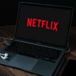 Netflix, il crollo è una buona occasione di acquisto?